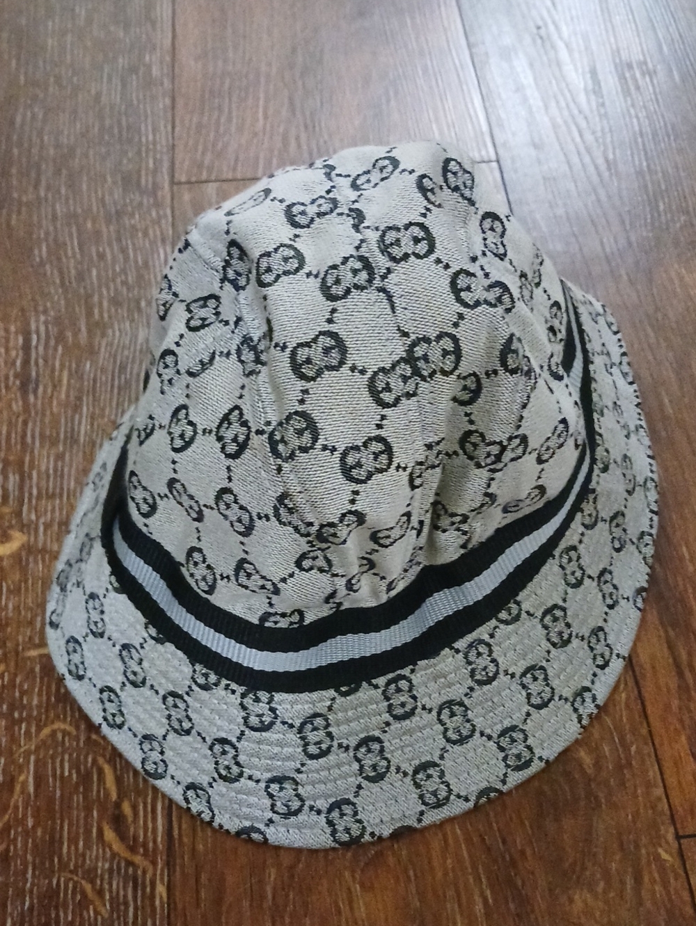Gucci Beige and Black GG Logo Bucket Hat